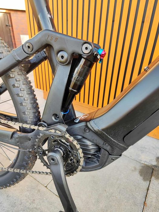 Rower elektryczny powystawowy Bulls copperhead Evo am1 full Bosch Cx S