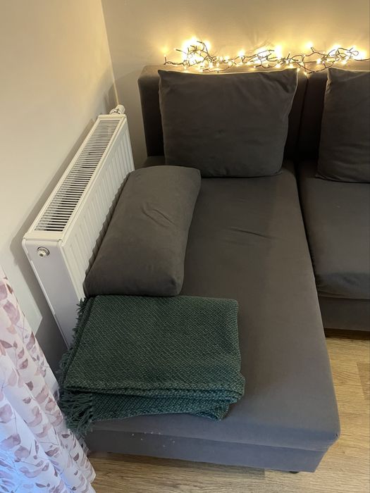 Sprzedam sofę narożną z funkcją spania oraz pojemnikiem na pościel