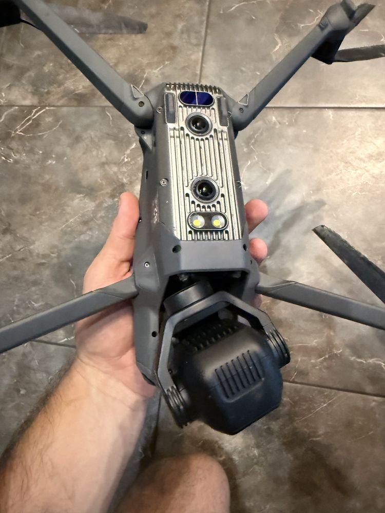 Продам DJI Mavic 3 Pro