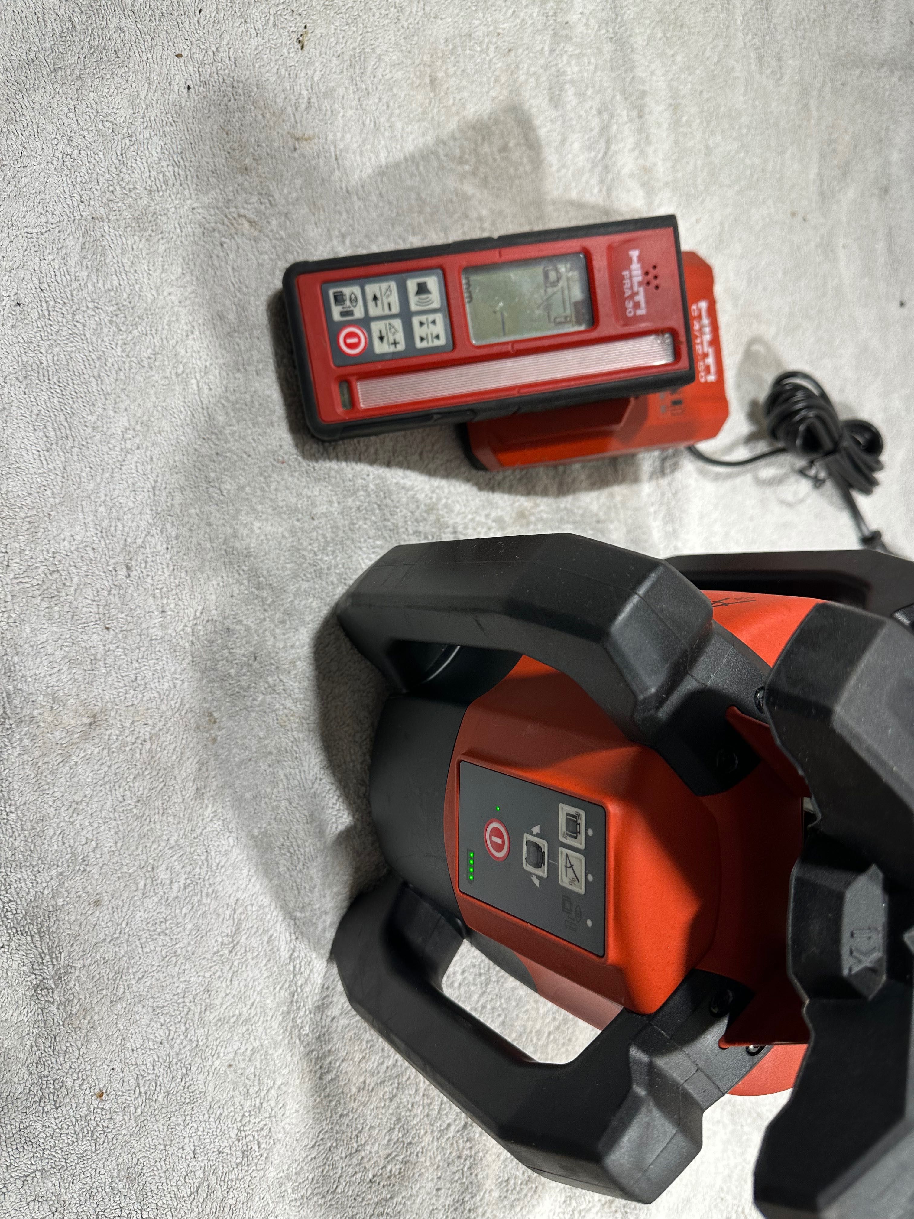 Hilti PR 30-HVS A12 niwelator laserowy