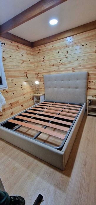 Camas De Casal Estofadas Top de Gama 190x140m Estrado Incluído 199€ !!