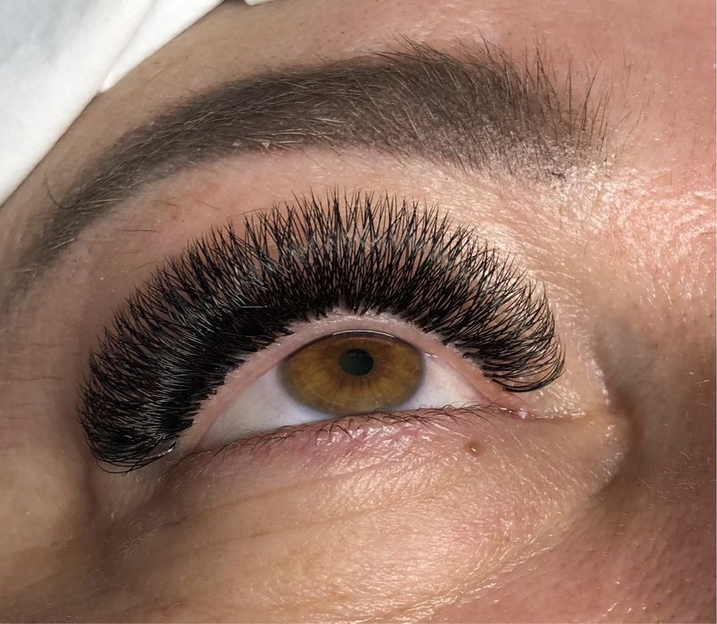 Запрошую на Нарощування вій Та навчання