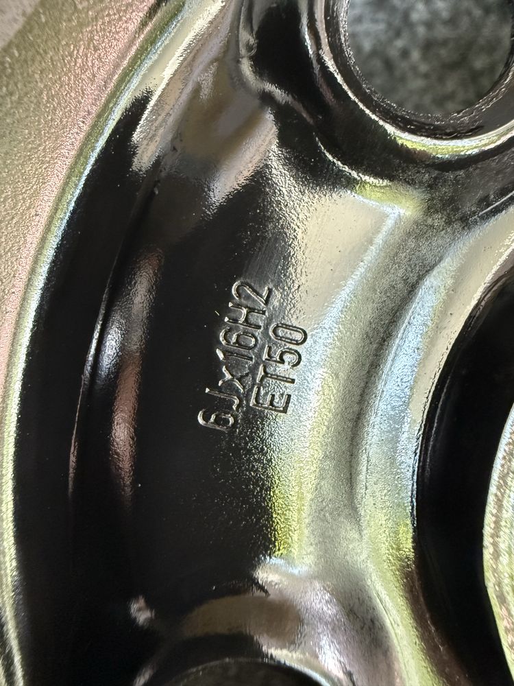 Диски R16 5/112 VW Caddy Touran Golf 5/6/7 Passat B5 B6 Skoda A5 A7