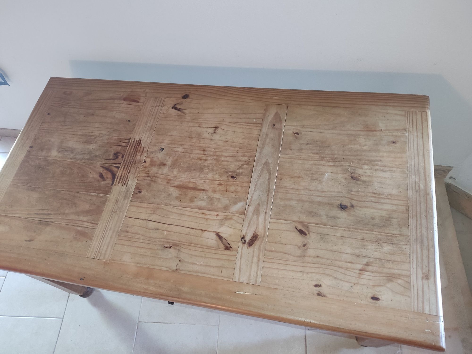 Mesa jantar de madeira maciça estilo rústico