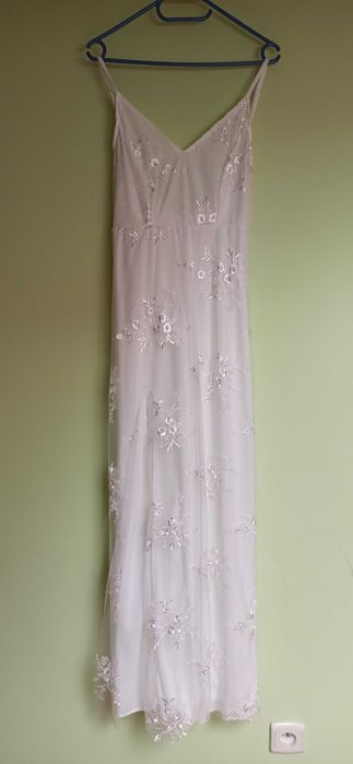 Sukienka biala rozmiar 36