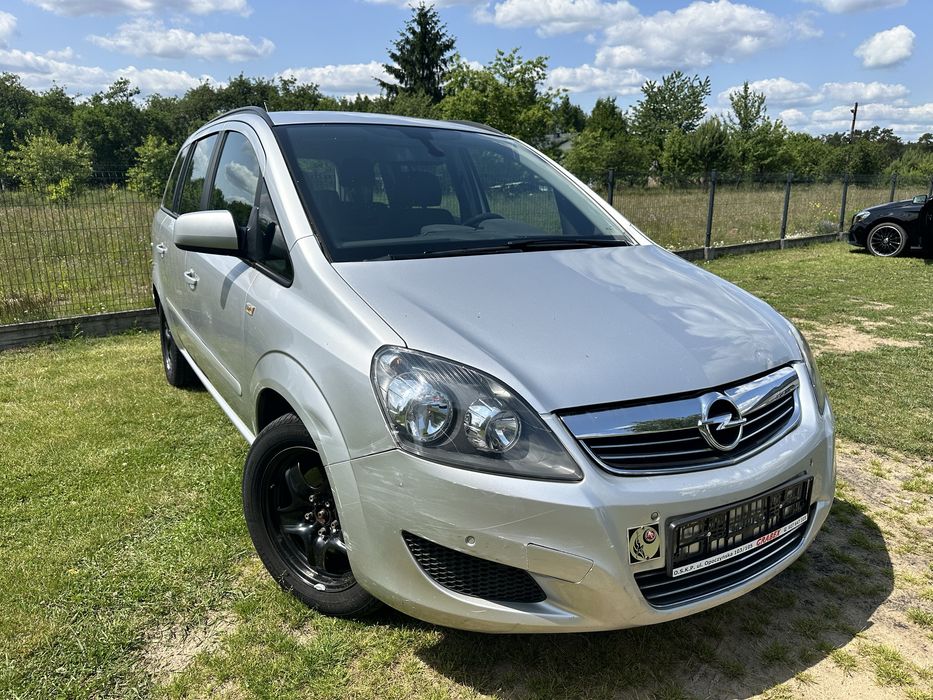 Opel Zafira II 1.6 benzyna 58000 km!!! 7 osób