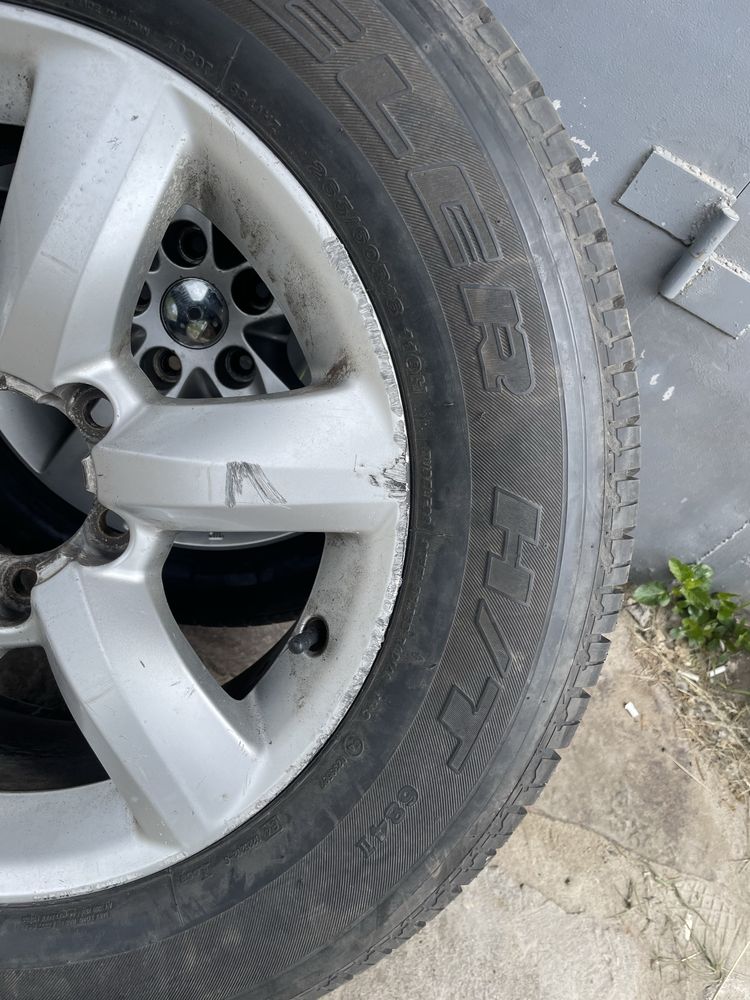 777 R18 6/139,7 запасное колесо 265 60 R18 Bridgestone
