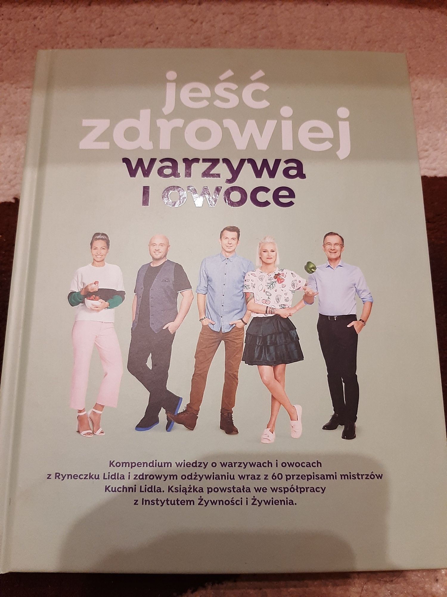 Książka jeść zdrowiej warzywa i owoce