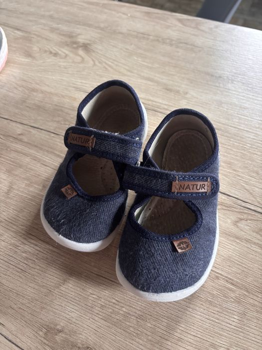 Босоніжки в садочок