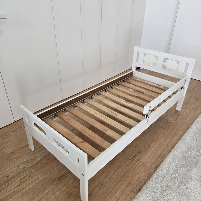 Cama de criança ikea KRITTER das ovelhas