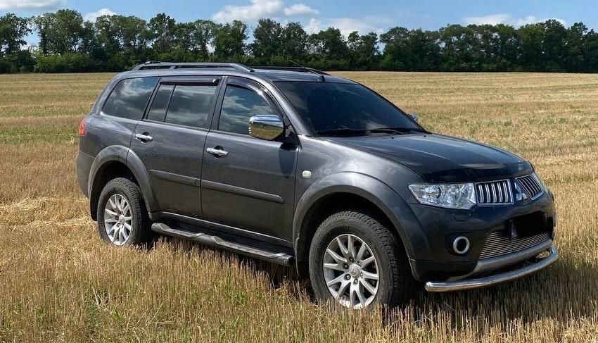 Продам Mitsubishi Pajero Sport 2011