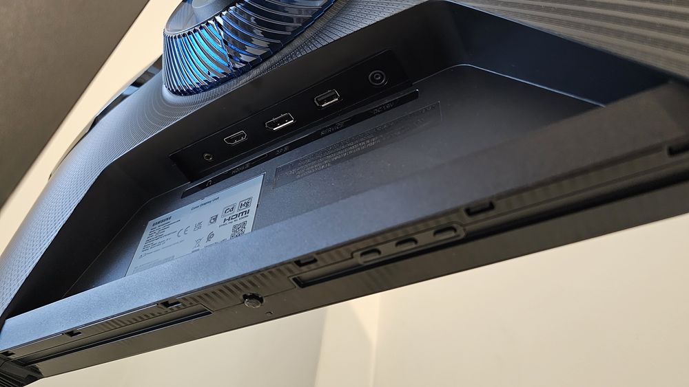 Monitor Gaming 27'' Odyssey G5 QHD