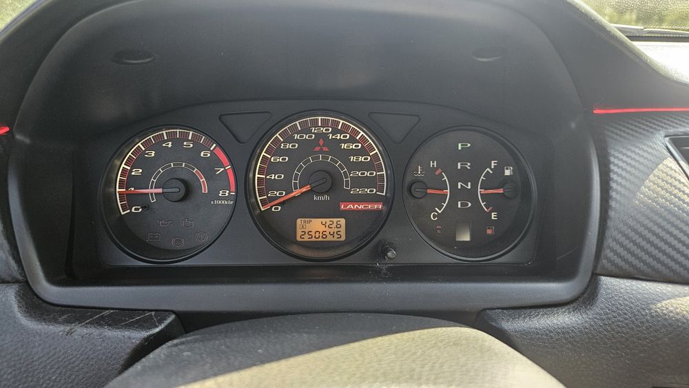 Mitsubishi Lancer IX 9