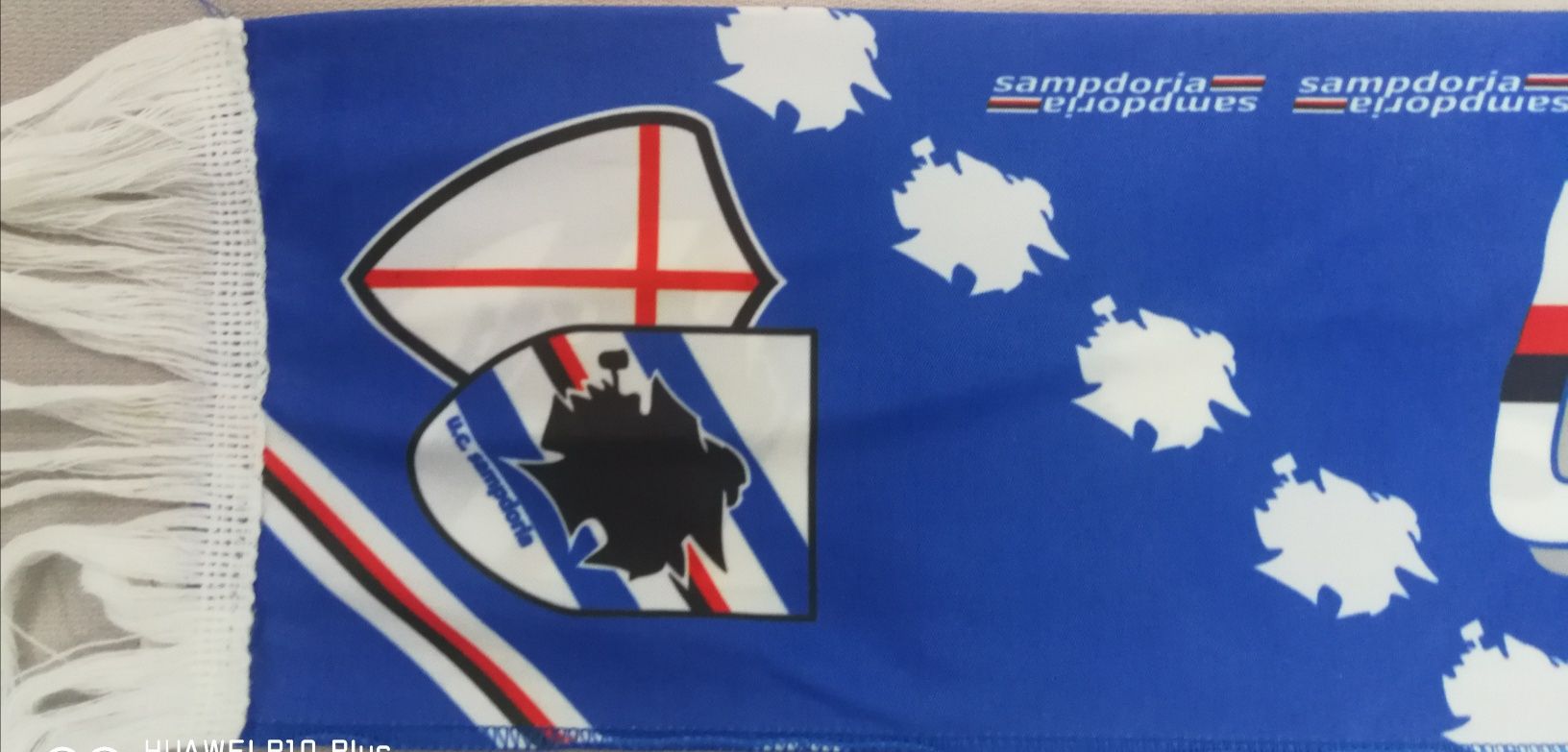 Vendo cachecóis  novos vintage da Sampdoria 15 eur unidade ampdoria