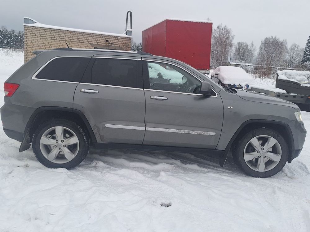 Запчасти jeep grand cherokee джып гранд чероке wk2