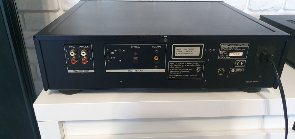 Odtwarzacz CD Sony XA555 ES