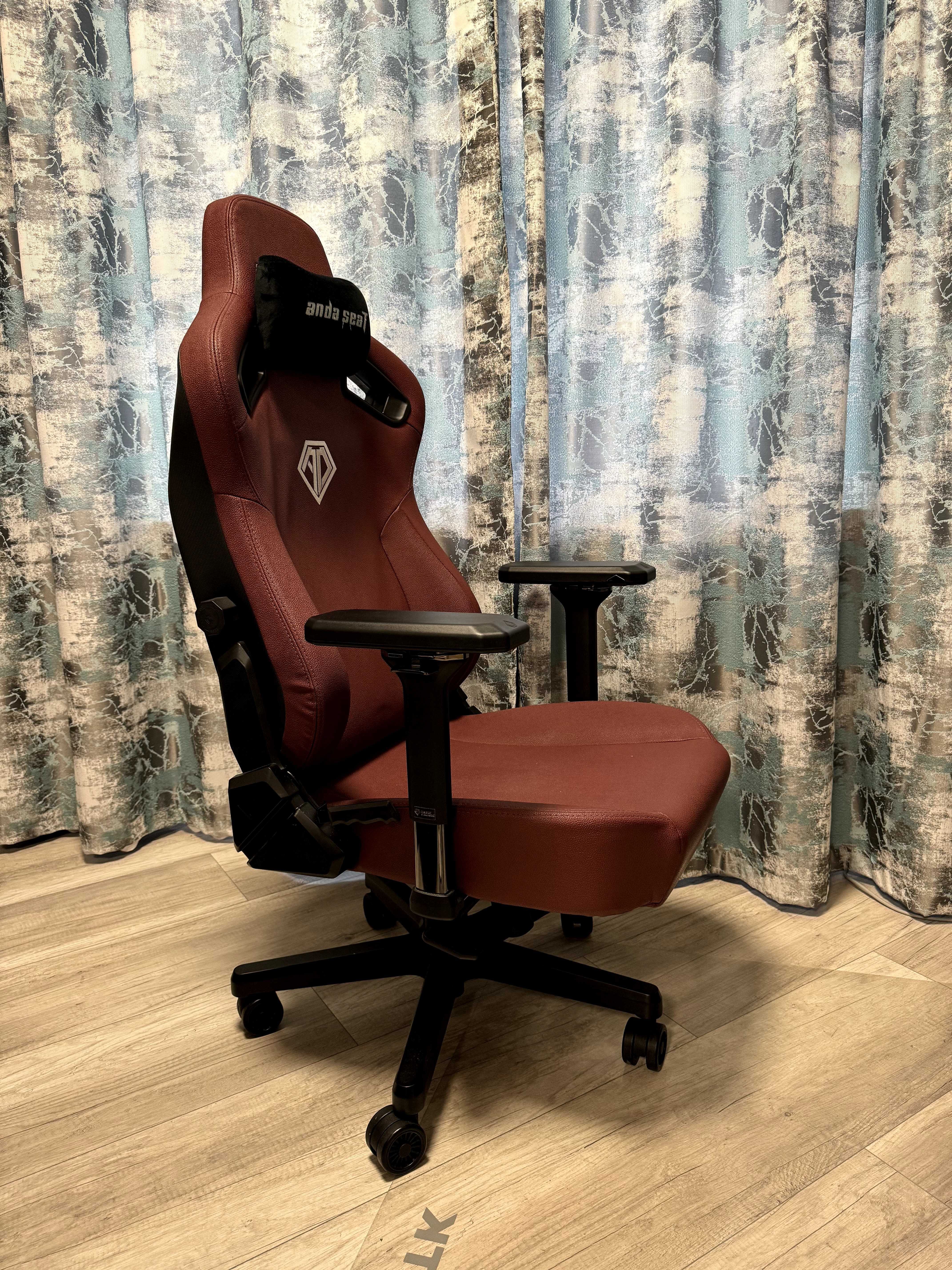 Продам Крісло для геймерів Anda Seat Kaiser 3 Size L Maroon
