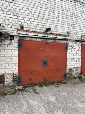 Продам кирпичный гараж О.Поля/пр. Пилипа Орлика ЦЕНТР