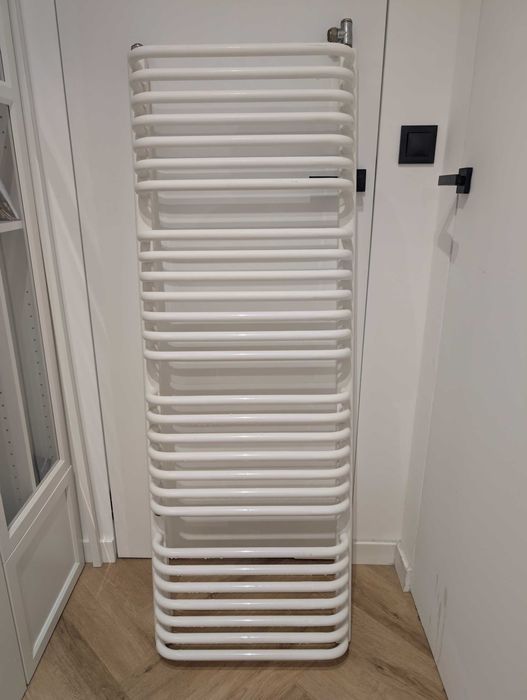 Grzejnik łazienkowy, drabinka, biały, demontaż deweloperski