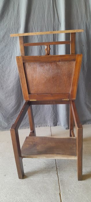 Genuflexorio / cadeira rezar ou  igreja