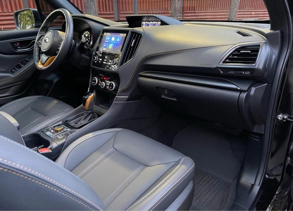 Subaru Forester 2023 року