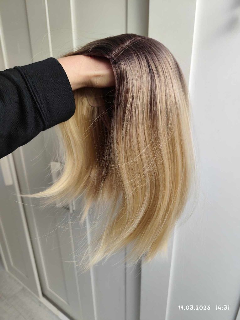Peruka ombre sombre blond bob asymetryczny przedziałek WIG cosplay