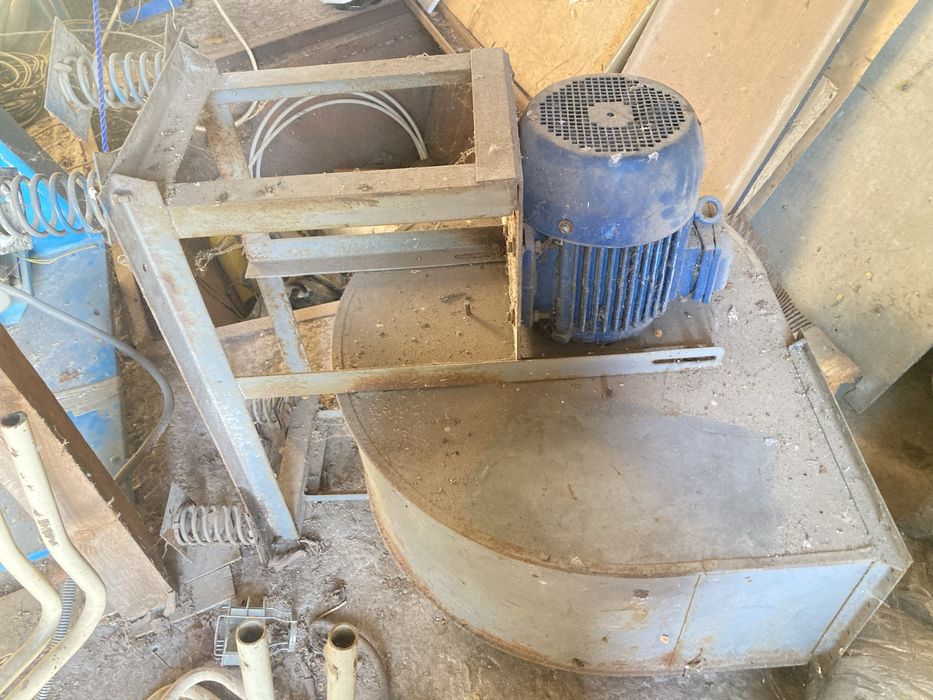 Вентилятор , витяжка