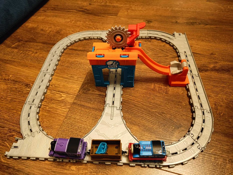 Tomek i przyjaciele Adventures Karol w kamieniołomie + Tomek gratis!