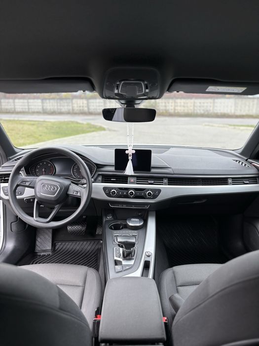 Audi A4 2018р S-tronic