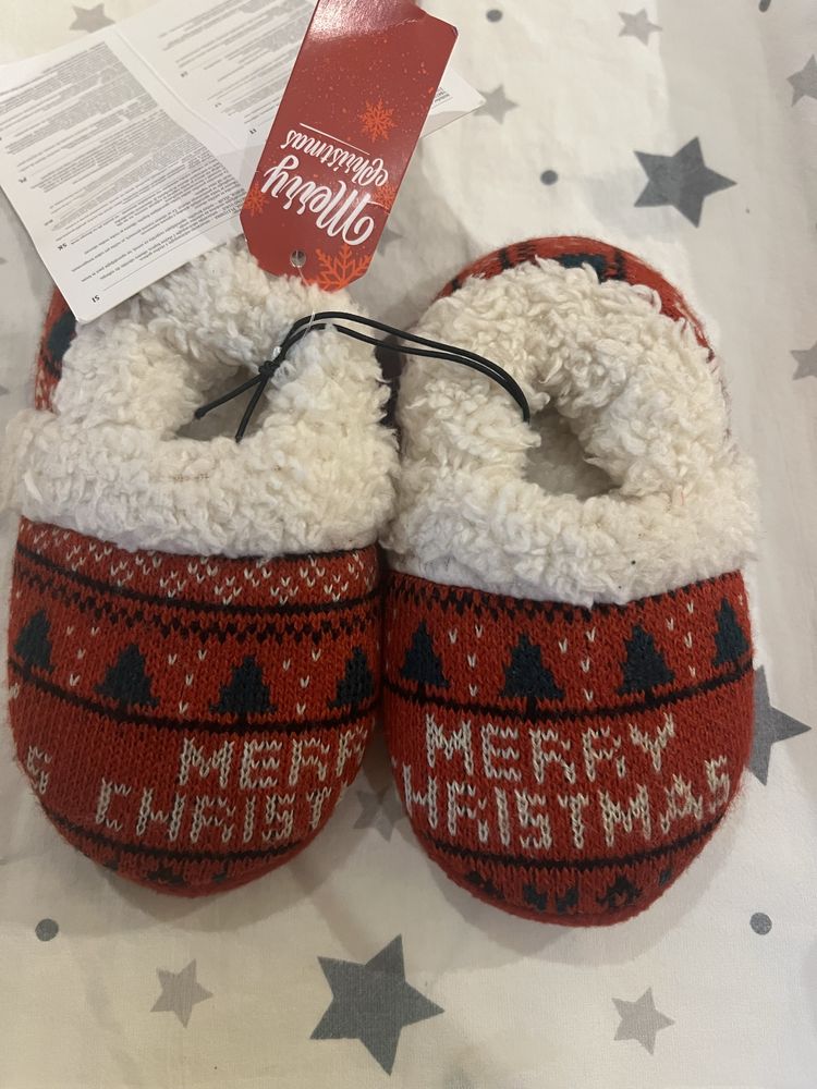 Nowe kapcie swiateczne r. 22/23