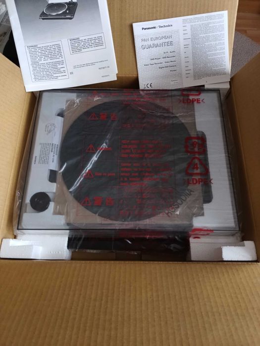 Sprzedam fabrycznie nowy gramofon Technics SL-BD20D