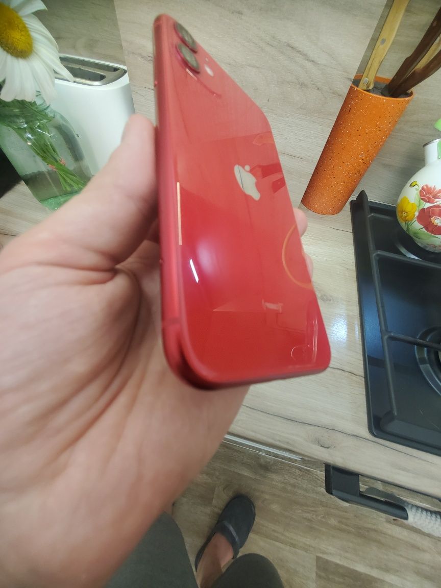 Продам Iphone 11 red 128Gb червоний