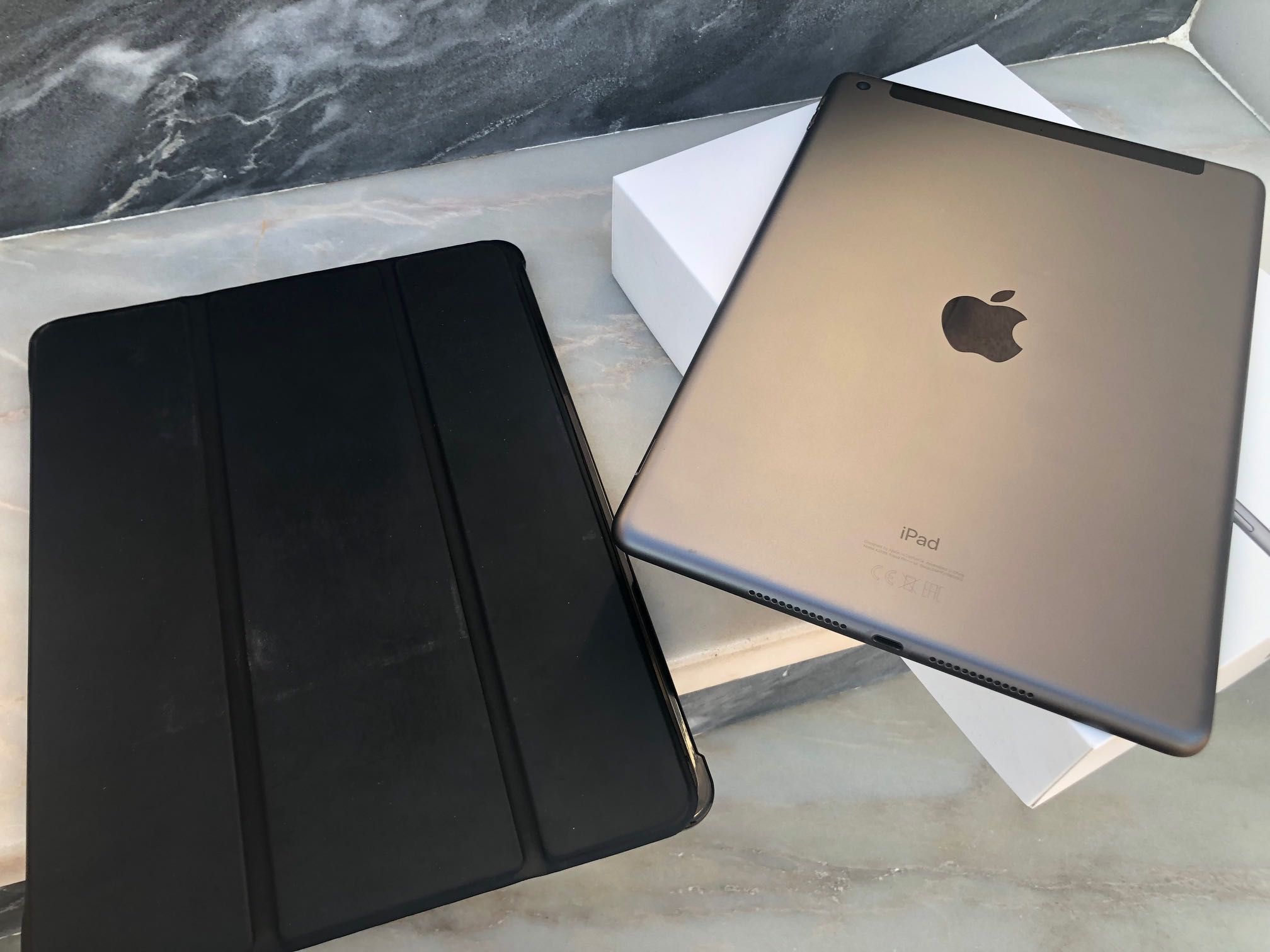 Ipad air (10.2) 8th geracao 128gb+ Wi-Fi+ 4g 2021 capa Pelicula c/novo