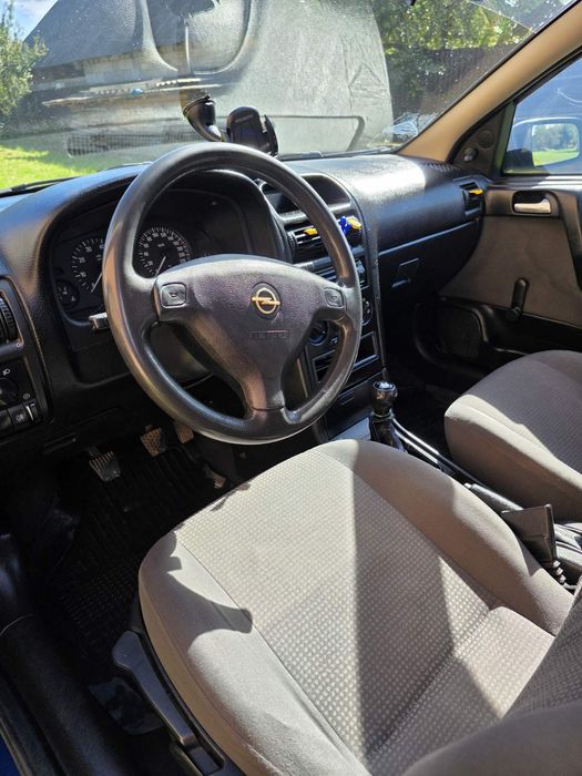 Продам Opel Astra 1,4 газ-бензин
