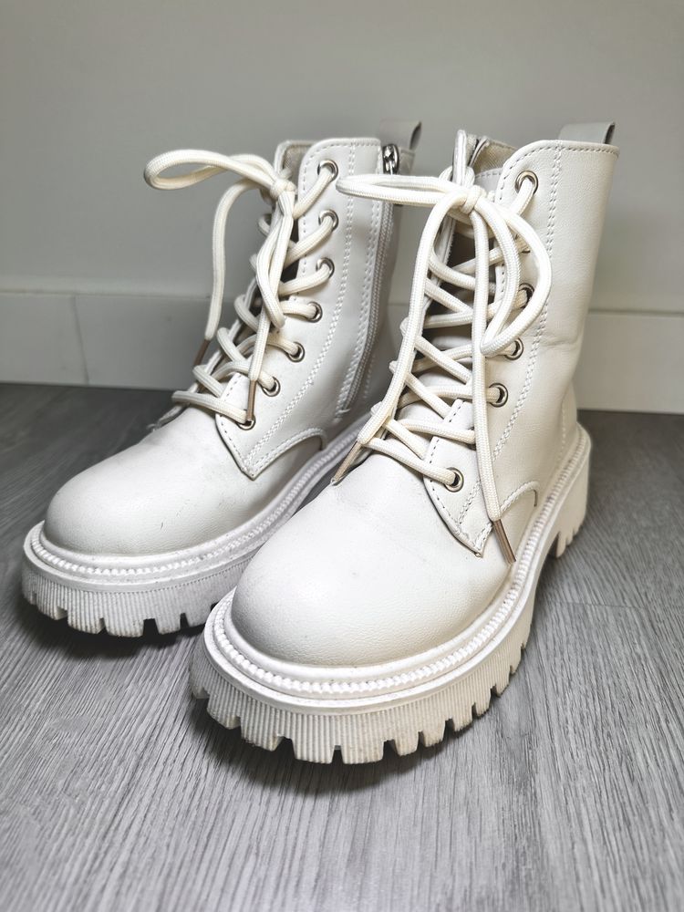 Botas - como novas