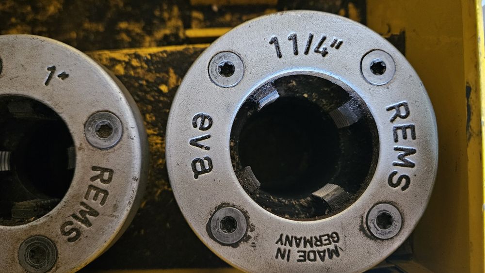 Резьбонарезной клупп REMS Amigo