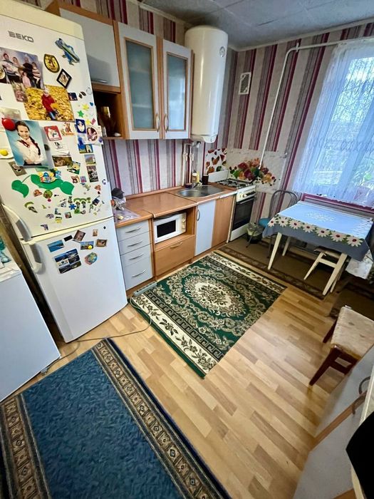 Частина будинку біля пр.Миру