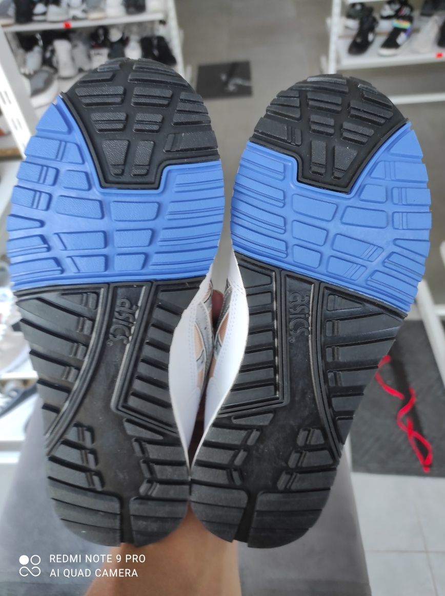 ОРИГІНАЛ 100% Кросівки Asics Tiger Gelsaga White 1192A101-700