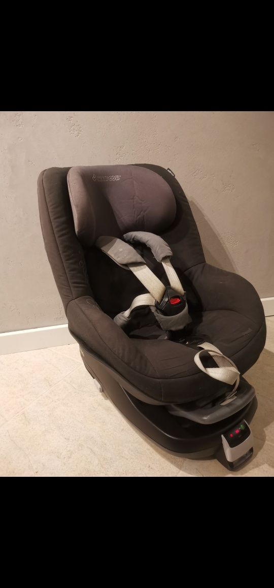 Fotelik maxi cosi pearl z bazą isofix