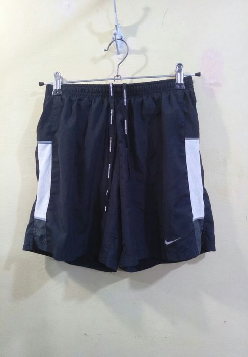 Оригинал легкие спортивные шорты Nike Running Dry - Fit