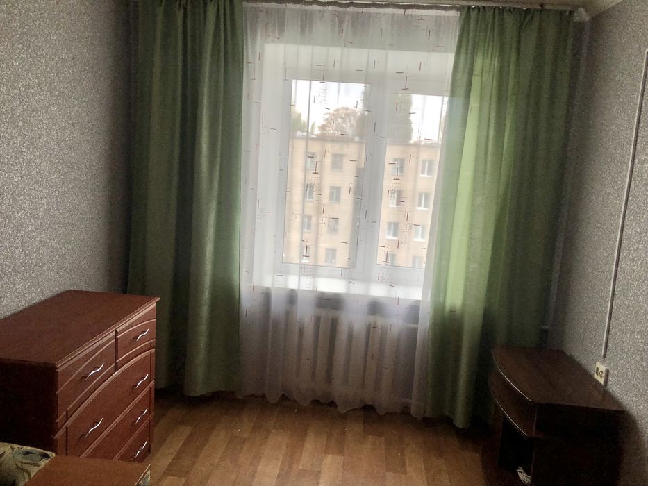 Здам дві кімнати в гуртожитку на Леваневського.