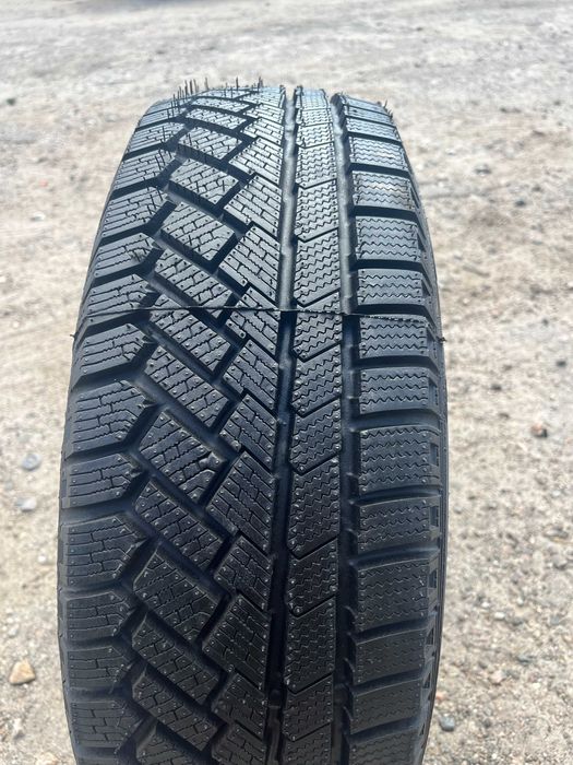 Шина зима (наварка ContiWinter Contact 3 )Tirex 195.60.r15