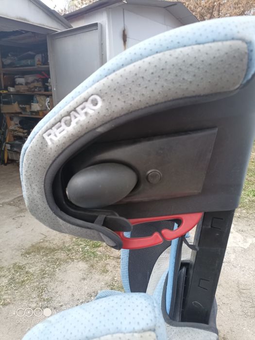 Продам дитяче крісло RECARO  б/в