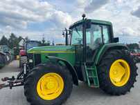 John Deere 6800  John Deere 6800