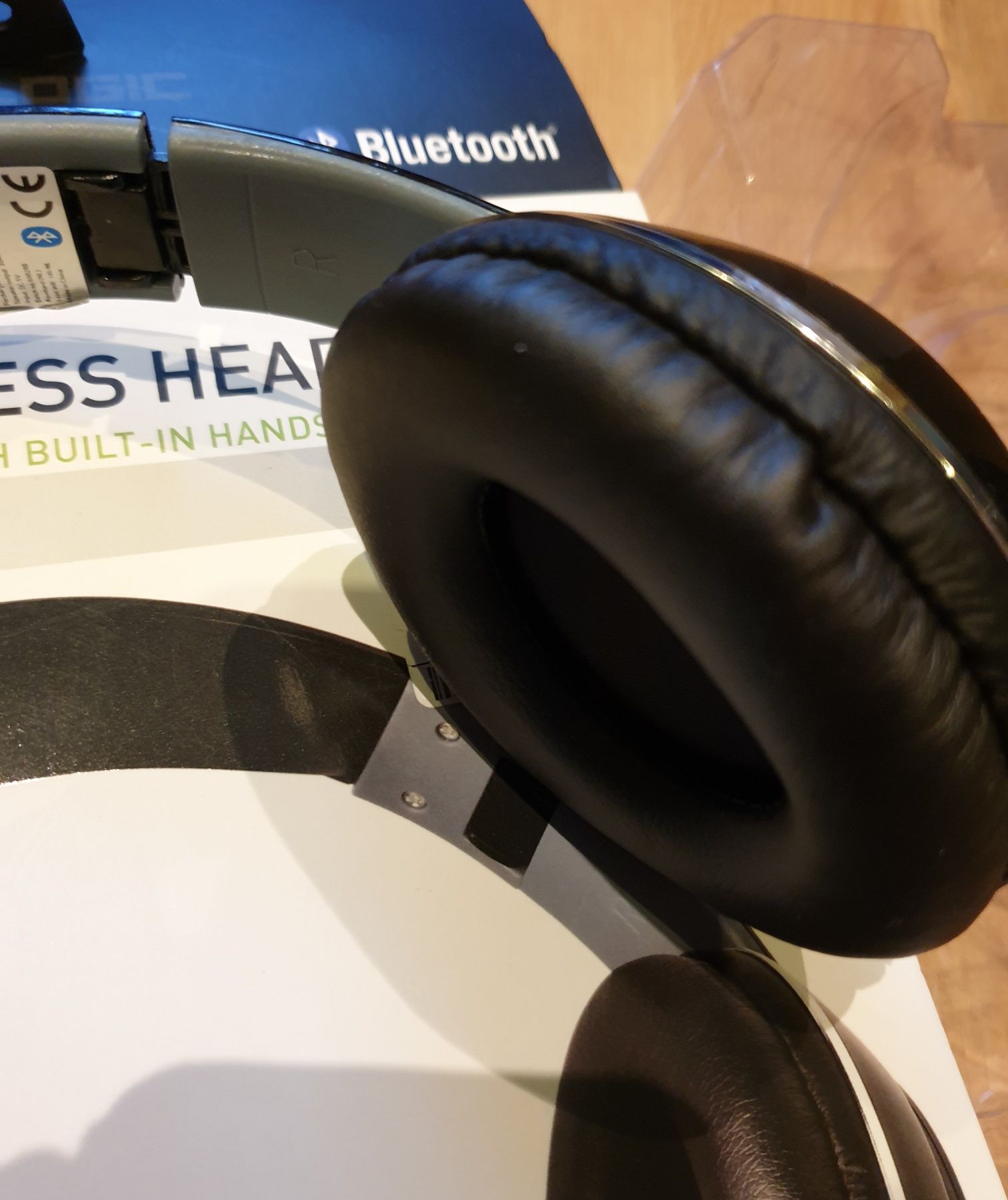 Bezprzewodowe słuchawki SOUNDLOGIC Bluetooth