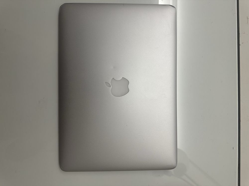 MacBook Air 13” inch