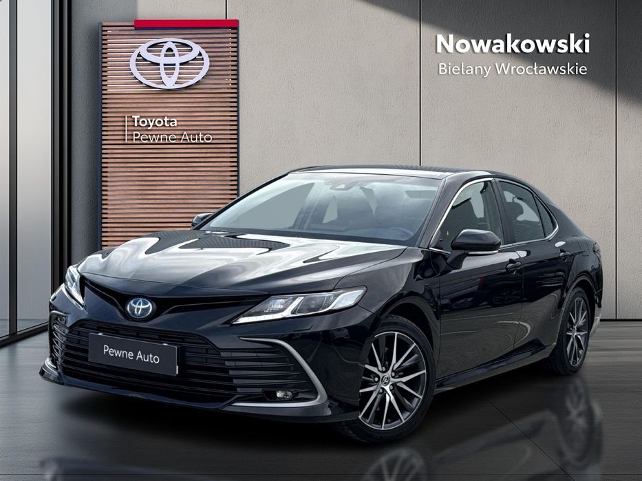 Toyota Camry 2.5 Hybrid Prestige CVT | Automat