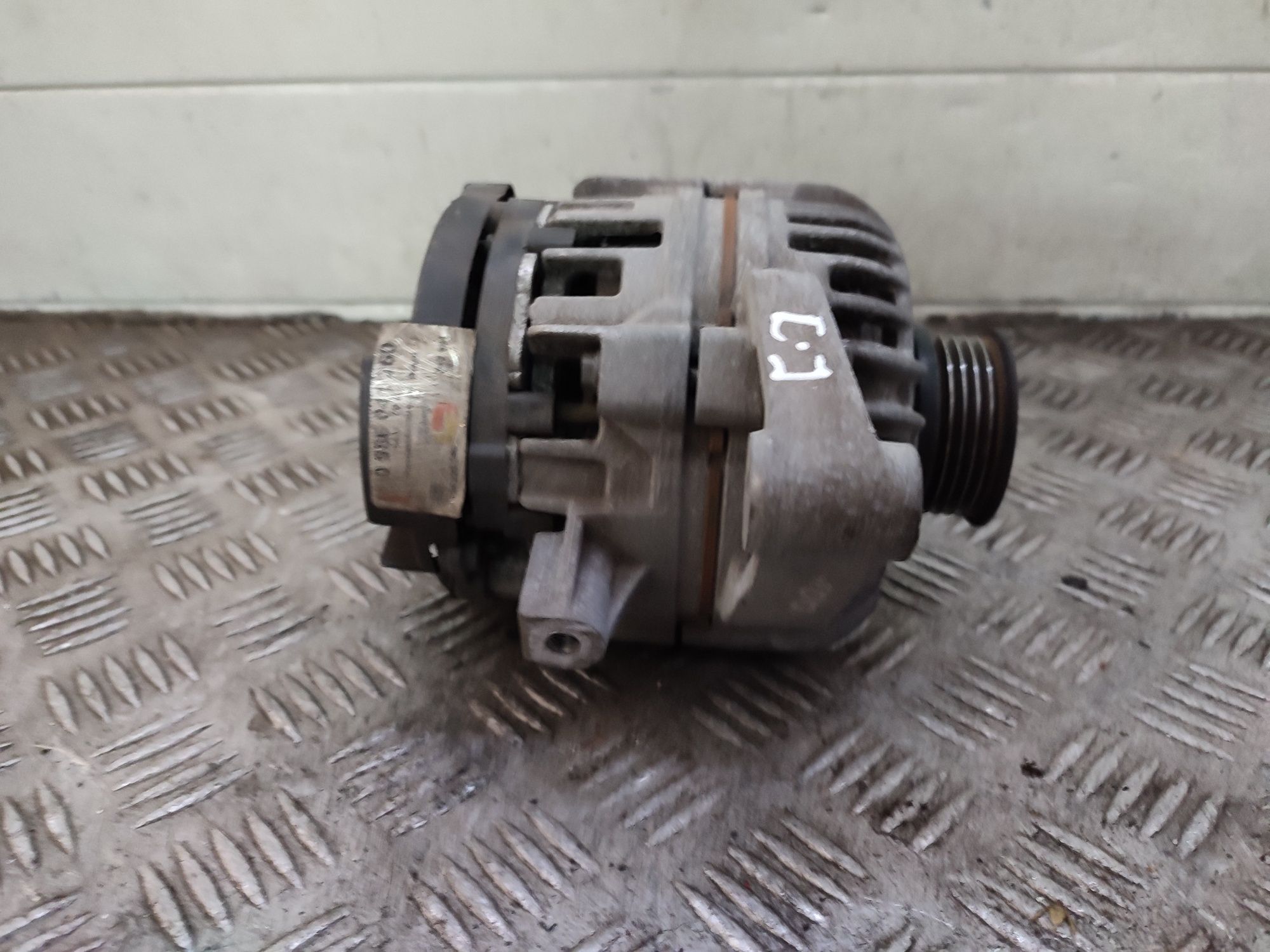 Opel Astra II 1.6 8v alternator