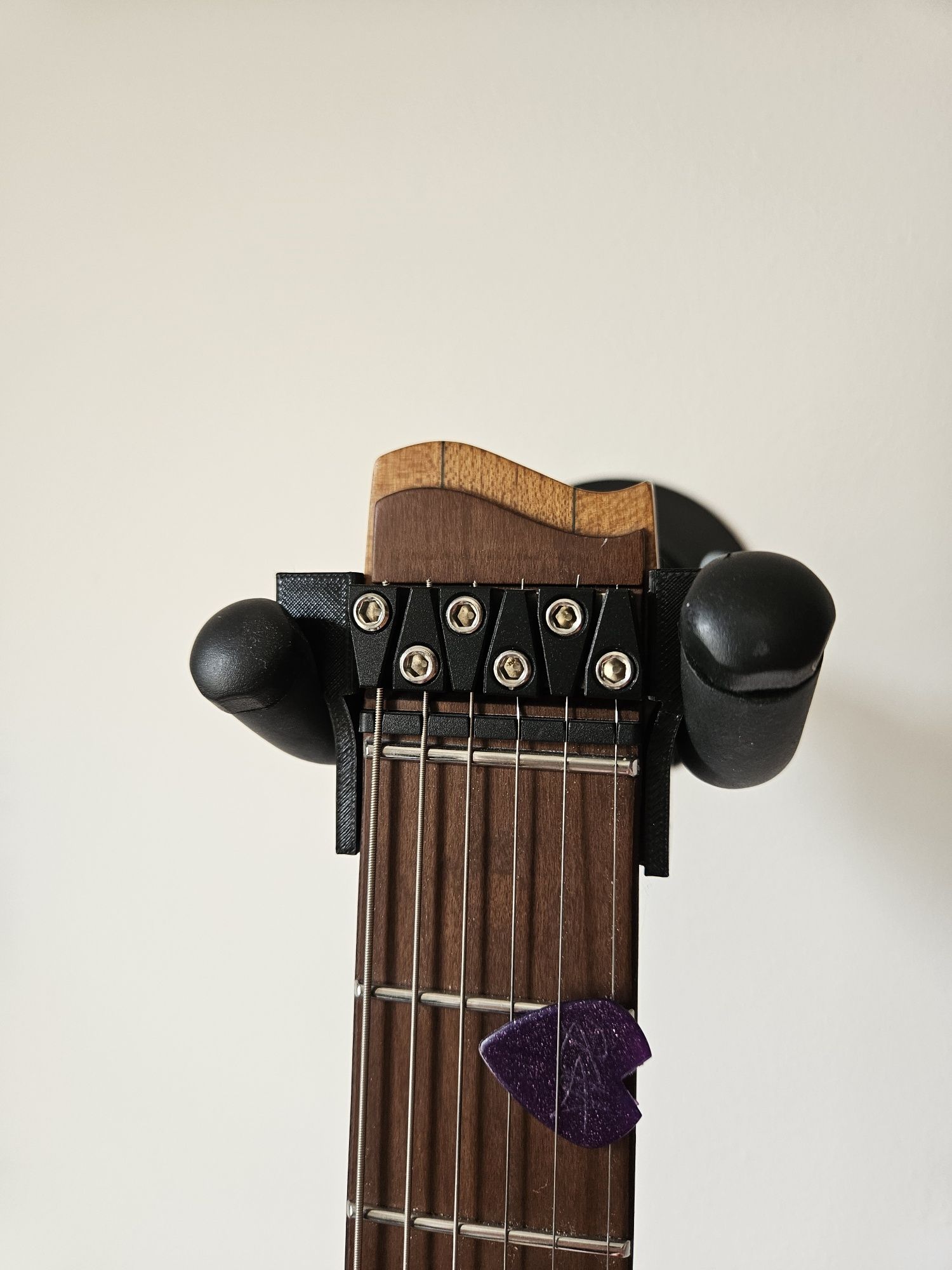 Strandberg wieszak na ścianę/adapter do tradycyjnych uchwytów na gitar
