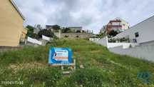 Terreno em Ramada e Caneças de 451,00 m2